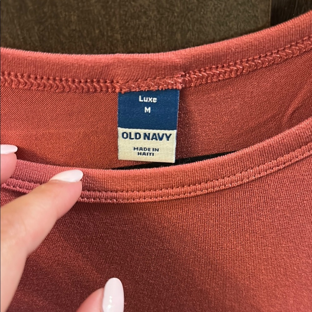 Old Navy Pink Sleeveless Relaxed Tank Top - Picture 2 of 2
